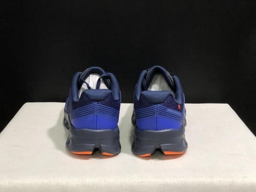 On Running Cloud جو