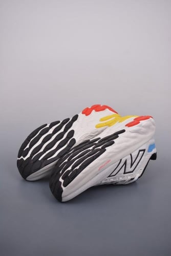 New balance v13 1080