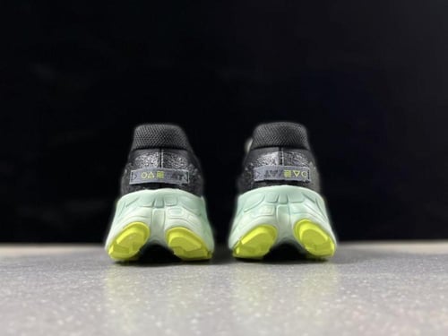 New balance Fresh Foam Trail More v3