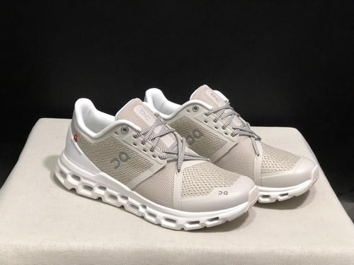 On Running Cloud ستراتوس