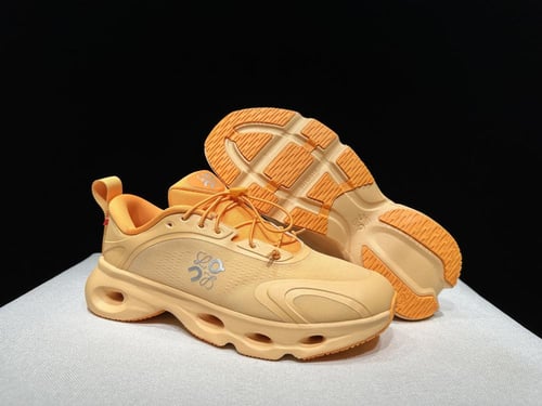 كاجوال اون راننج كلاود لويفي سولو