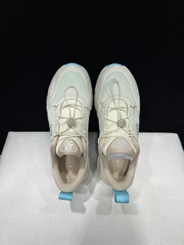 كاجوال اون راننج كلاود لويفي سولو