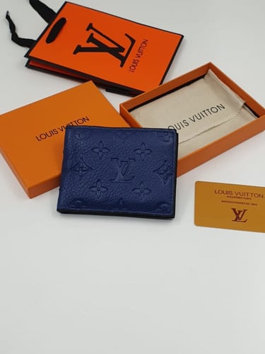 محفظة لويس فيتون