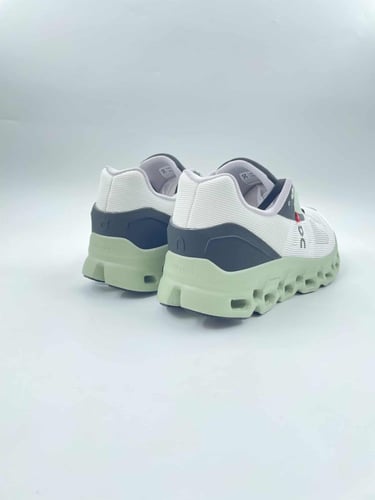 كاجوال اون راننج كلاود