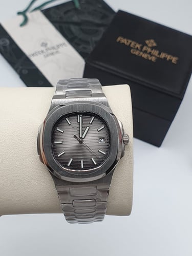 ساعة باتيك فليب