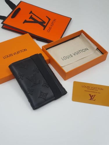 محفظة لويس فيتون