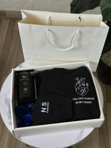 بوكس بلوفر بتصميم قلب وعباره ومبخرة