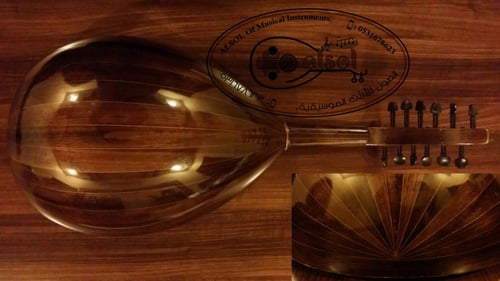عود موسيقي
