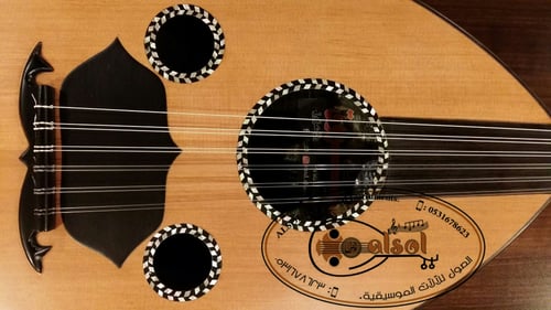 عود موسيقي