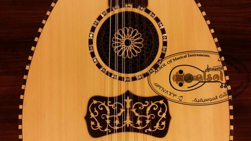 عود موسيقي