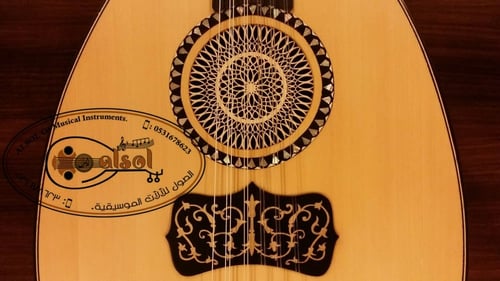 عود موسيقي