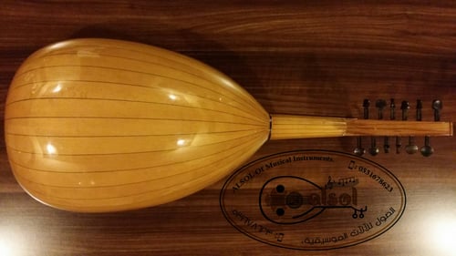 عود موسيقي