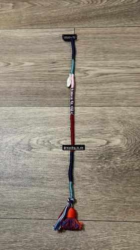 خصله بخيوط مقاسها ٣٨ سم