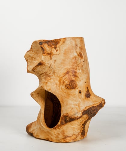 ديكور فريد من خشب الزيتون - قطعة لا تتكرر