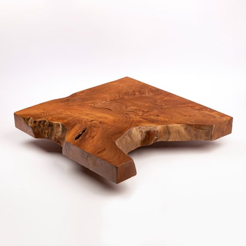 طاولة من خشب التيك الطبيعي