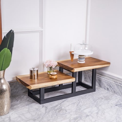 طاولة رئيسية مميزة من الخشب الطبيعي