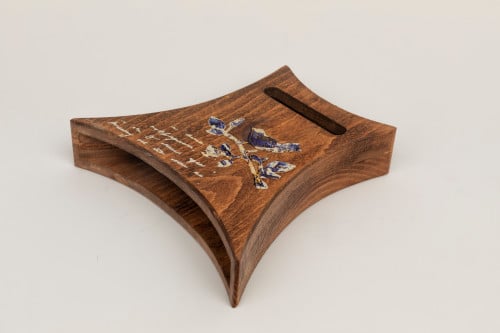 مُكبّر صوت من الديكوباج والخشب الطبيعي