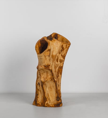 ديكور فريد من خشب الزيتون - قطعة لا تتكرر