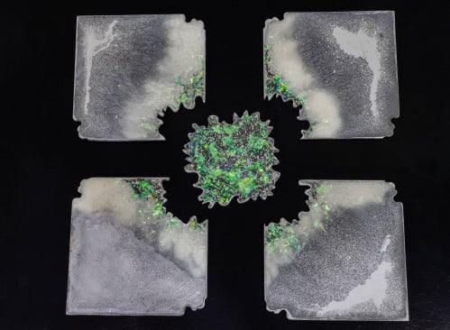 طقم قواعد أكواب من الرزن