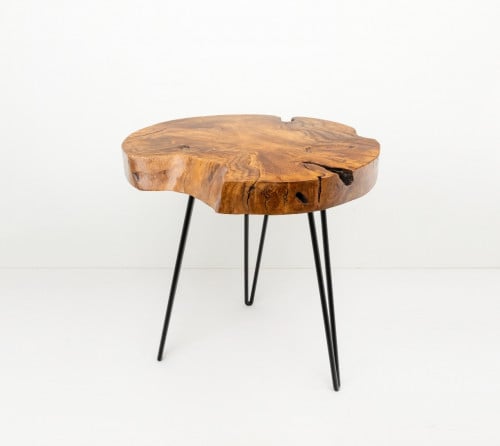 طاولة من خشب التيك الطبيعي