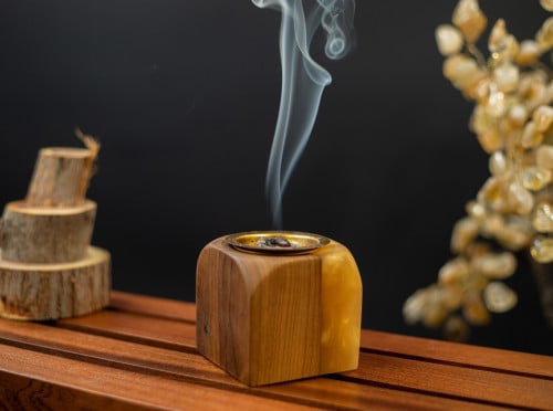 مبخرة من خشب الجوز البرازيلي