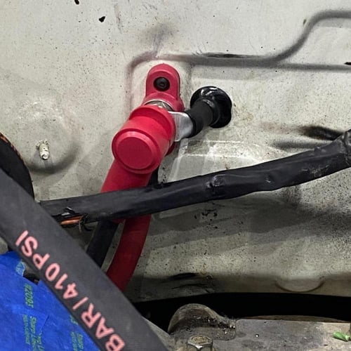 برغي توزيع كهرباء أحمر (مقاس 6 ملي/ 1/4 انش)