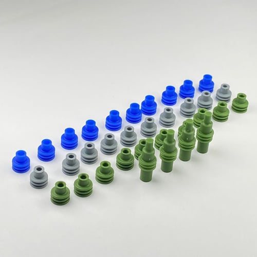 علبة فيوزات/كتاوت معزولة تماماً