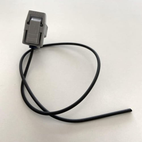 فيش حساس تويوتا قيج حرارة (أصلي) مع أسلاك تكسل ١٨ق...