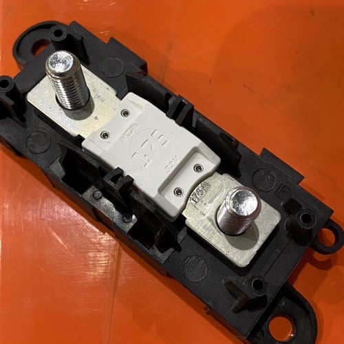 فيوز ميقا 400 امبير MEGA