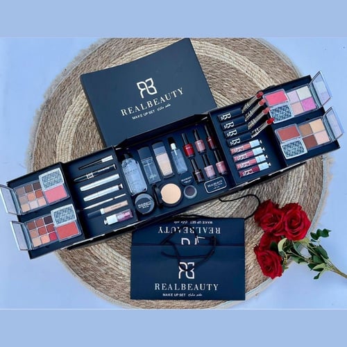 طقم مكياج من ريال بيوتي الاكثر فخامه