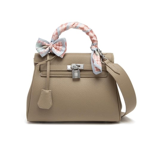 شنطة نسائية لون رمادي من لادون