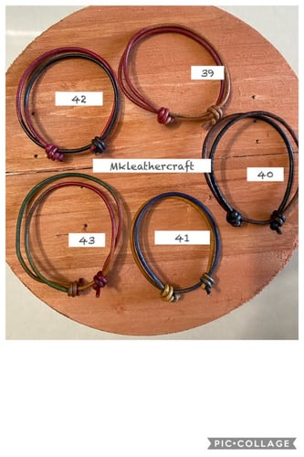 عقد شعار المملكة سيفين ونخله