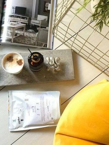 غطاء وسادة مخمل أصفر مانجو