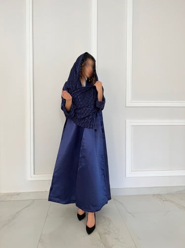 عباية نيلي تفته