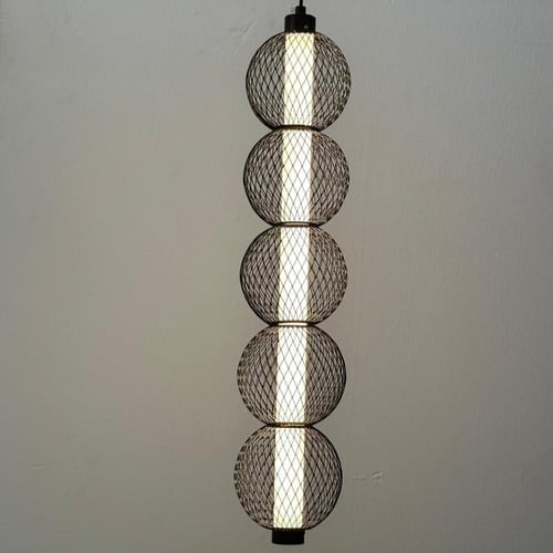 ثريا علاقي ليد بثلاث اضاءات اطار اسود مع ابيض مودر...