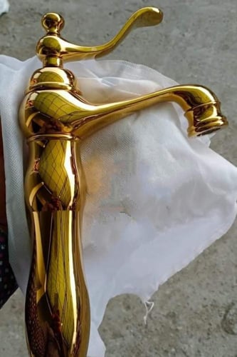 خلاط مغسله متوفر بلونين متوفر مقاسين