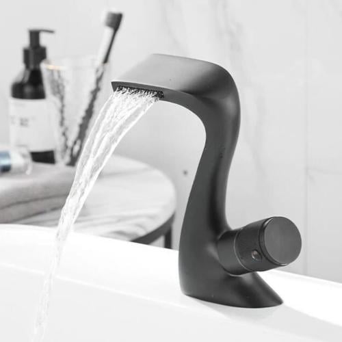 خلاط مغسلة مودرن بتصميم شلال فاخر نحاس متوفر بلوني...