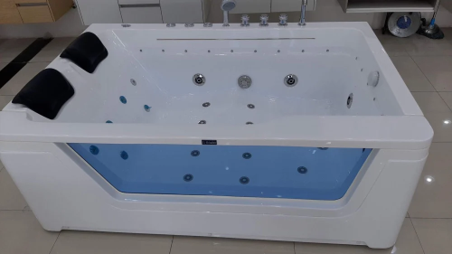 جاكوزى بطول 170 عرض 120 سم ماطورين