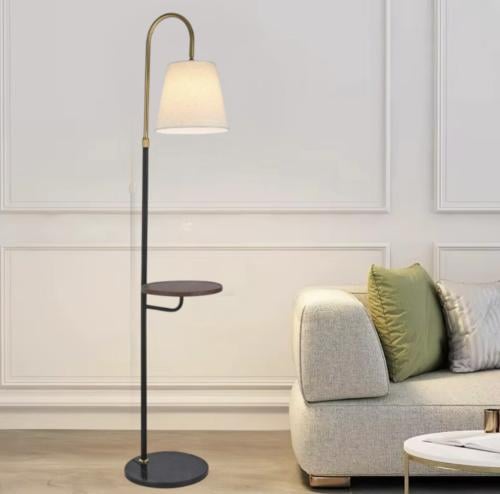 ابجورة طويله أرضي لون ذهبي مع اسود بستاند مقاس 160...