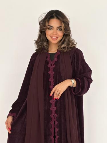 شامواه بأطراف ورد