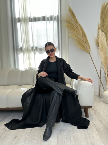 عبايه فرو مع جلد