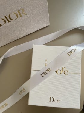 شريطة ديور الاصليه