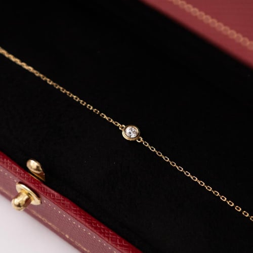 اسوارة السبوت لايت ذهب عيار 18