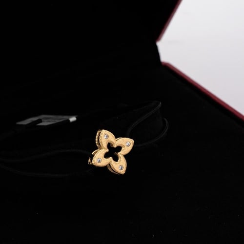 اسوارة ربرتو كوين ذهب عيار 18