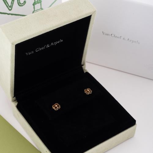 حلق ذهب عيار 18