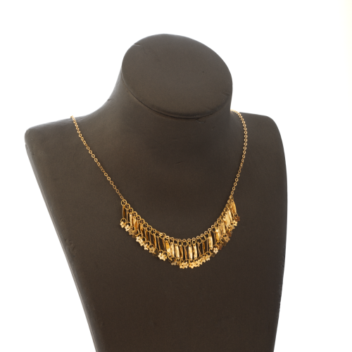 عقد ذهب عيار 21