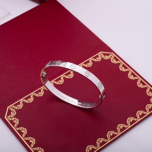 اسوارة اللوف ذهب ابيض عيار 18