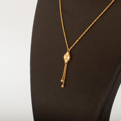 عقد ذهب عيار 21