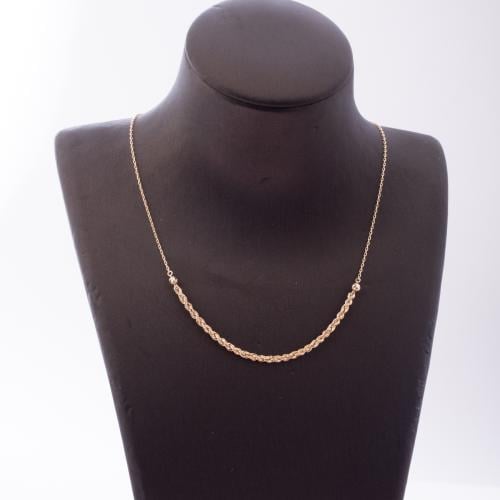 عقد ذهب عيار 18