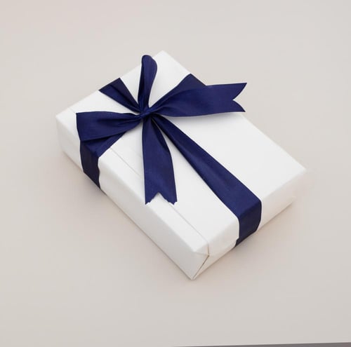 عقد ذهب عيار 18